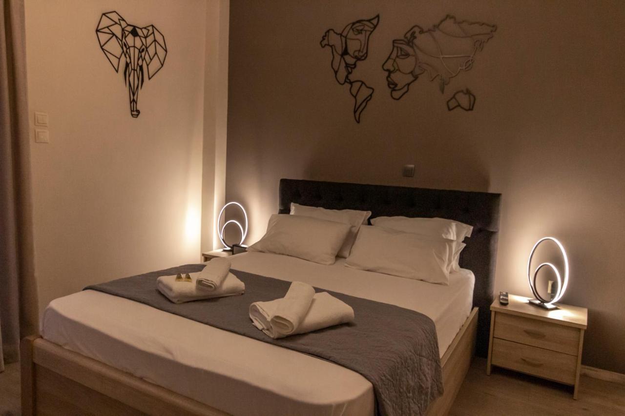 Luxury Apartment 10' From The Center! เอเธนส์ ภายนอก รูปภาพ