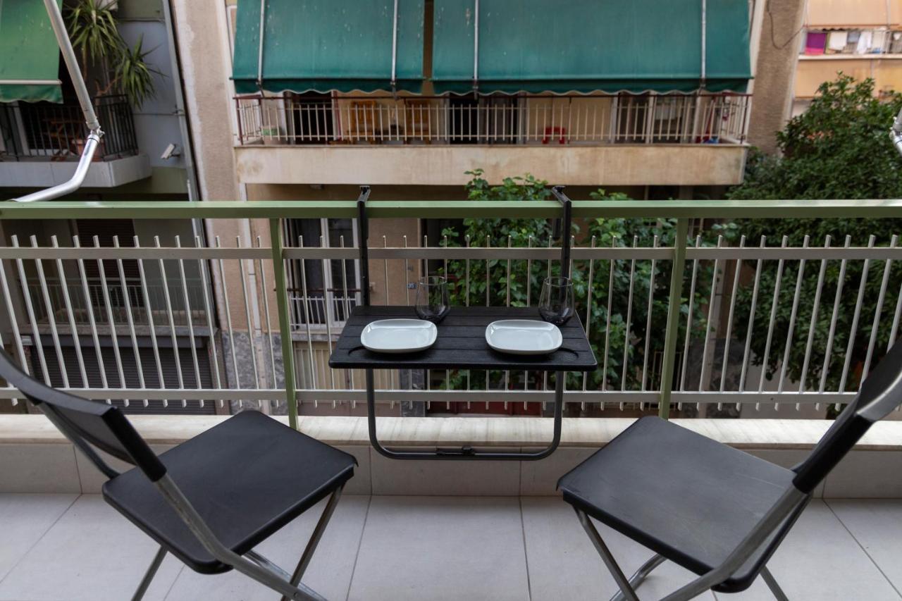 Luxury Apartment 10' From The Center! เอเธนส์ ภายนอก รูปภาพ