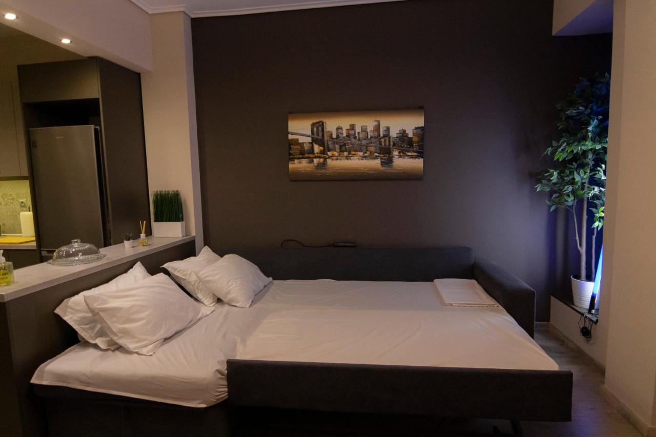 Luxury Apartment 10' From The Center! เอเธนส์ ภายนอก รูปภาพ